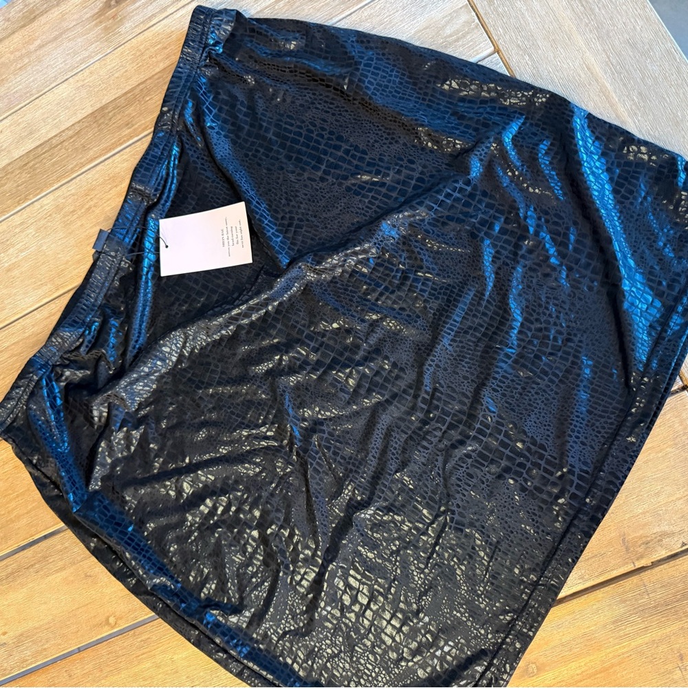 SHEIN Black Shiny Faux Croc Mini Skirt